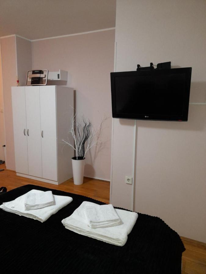 Apartman Aurora Novi Sad Eksteriør billede